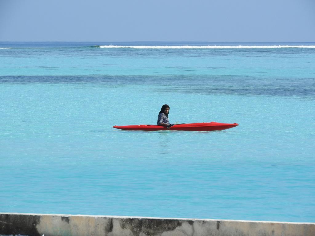 Natural Surf House Hostel Himmafushi Buitenkant foto