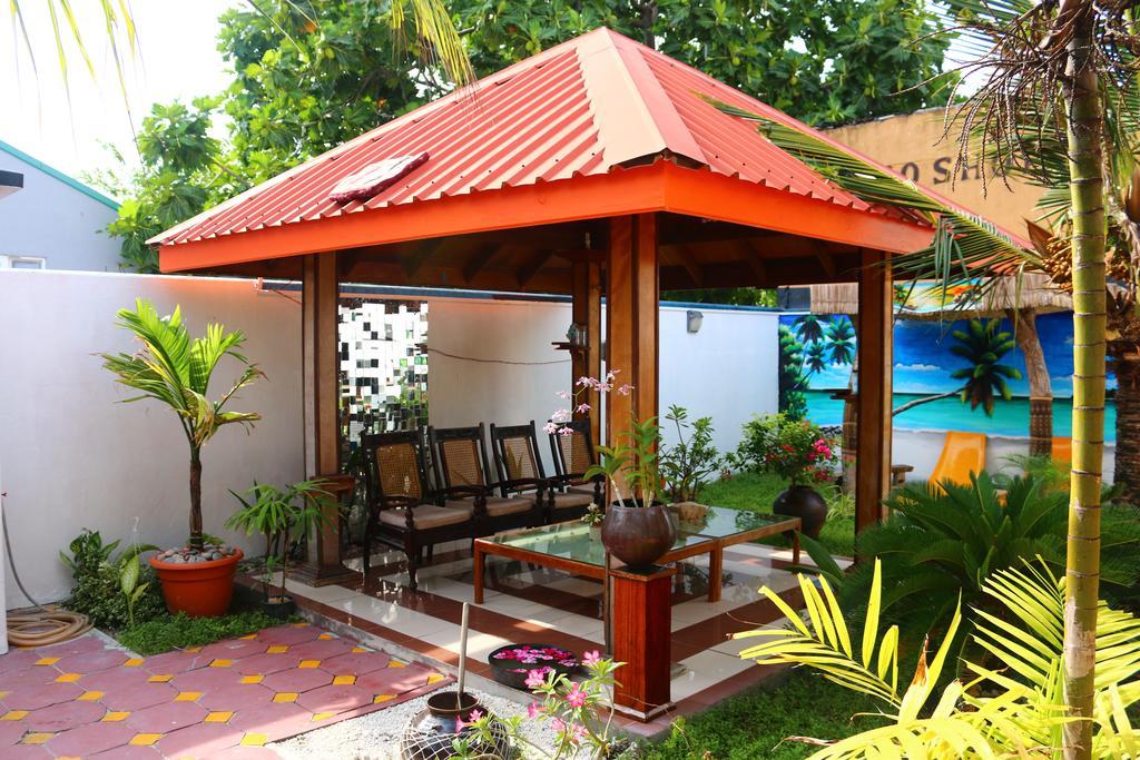 Natural Surf House Hostel Himmafushi Buitenkant foto
